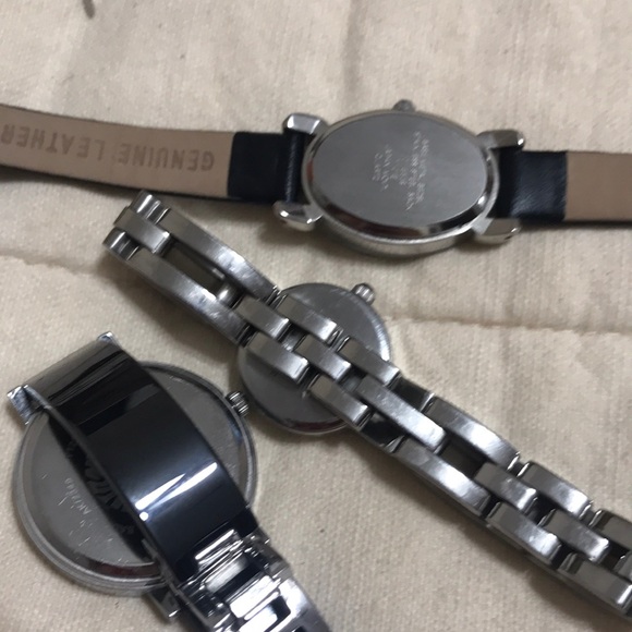 Used Anne Klein Watches - Picture 4 of 7